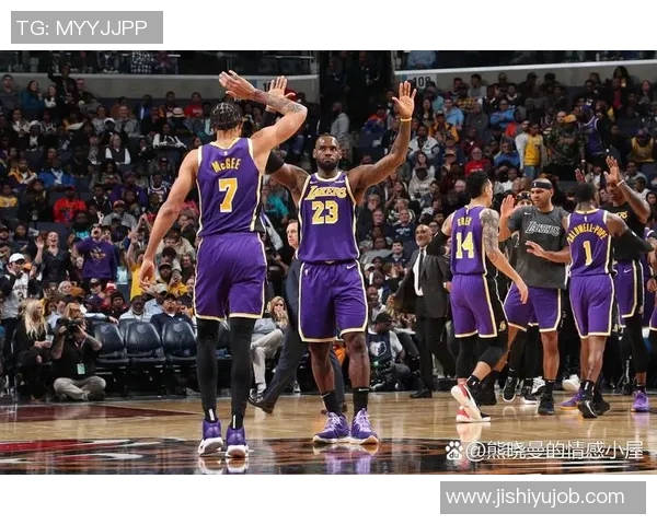 成都篮球队的比赛经验揭秘：从战术到团队协作的深度分析